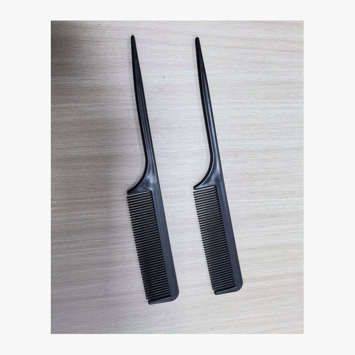 Moulded Tail Comb