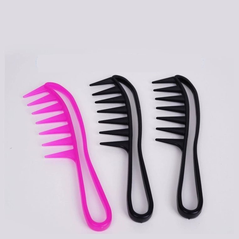 Wide-Tooth Detangling Comb